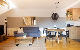 Elegante Duplex En Terrassa, Barcelona